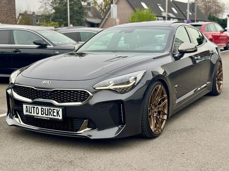 Gebraucht Kia Stinger GT-Line 245 PS (180 kW) 2020 Grau Kleinwagen