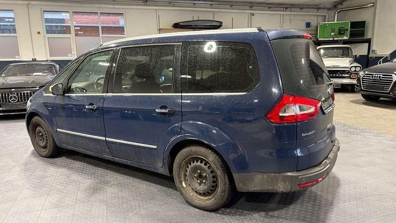 Gebraucht Ford Galaxy Titanium S 163 PS (119 kW) 2011 Blazerblau Van / Kleinbus