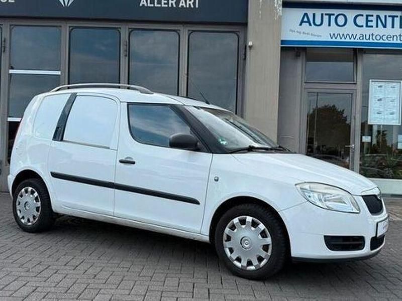 Weiß Gebraucht 2007 Skoda Roomster Van / Kleinbus | 4.800 € (Teuer) - Bild 1/4