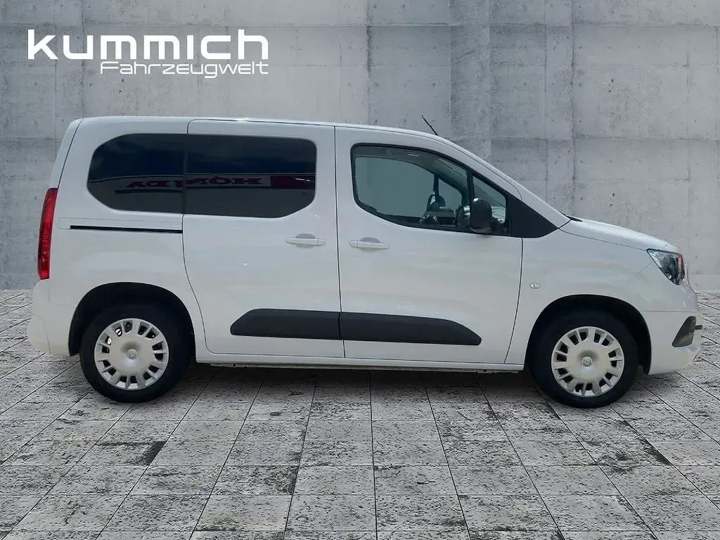 Gebraucht Opel Combo-e Life Edition 100 kW (136 PS) 2022 Weiß Van / Kleinbus