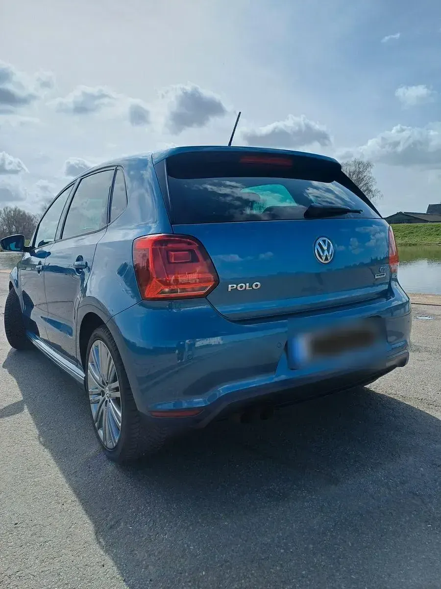Gebraucht VW Polo GT 150 PS (110 kW) 2015 Blau Kleinwagen