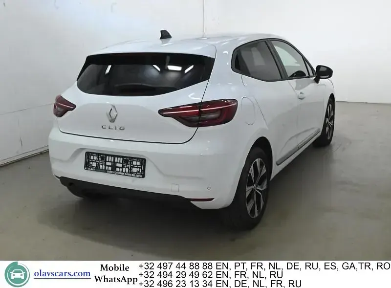 Gebraucht Renault Clio V Evolution 65 PS (47 kW) 2023 Weiß Limousine