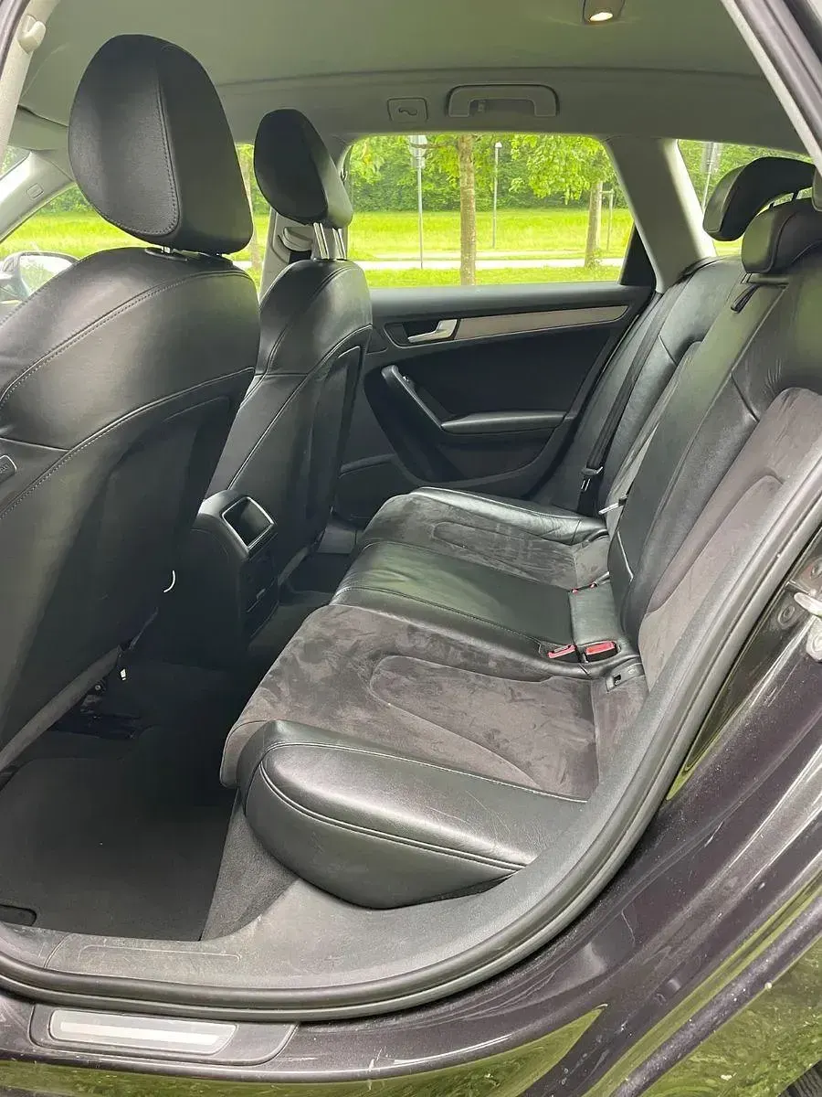 Gebraucht Audi A4 Ambiente 204 PS (150 kW) 2013 Grau Kombi