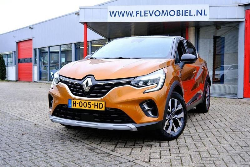 Gebraucht Renault Captur Intens 131 PS (96 kW) 2020 Orange SUV