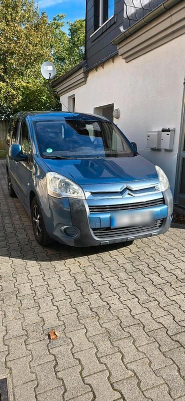 Blau Gebraucht 2009 Citroën Berlingo Van / Kleinbus | 3.200 € (Teuer) - Bild 1/4