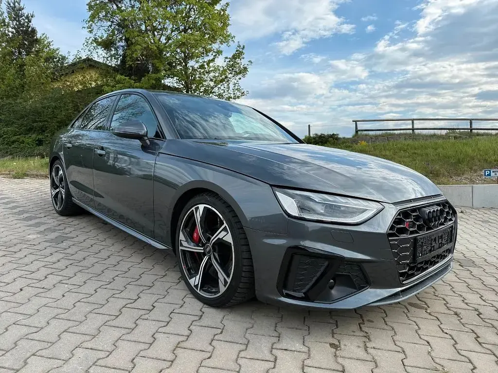 Gebraucht Audi S4 Sport 341 PS (250 kW) 2023 Grau Limousine