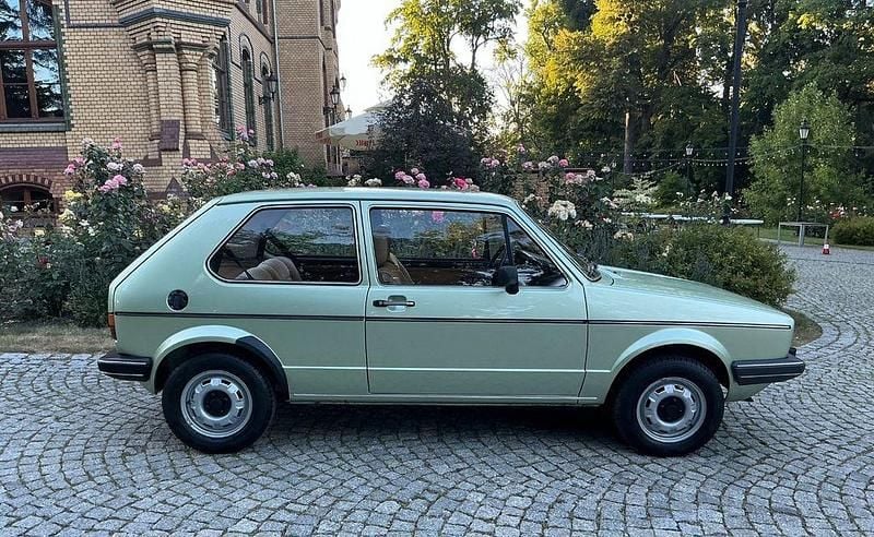 Gebraucht VW Golf I 60 PS (44 kW) 1981 Grün Kleinwagen