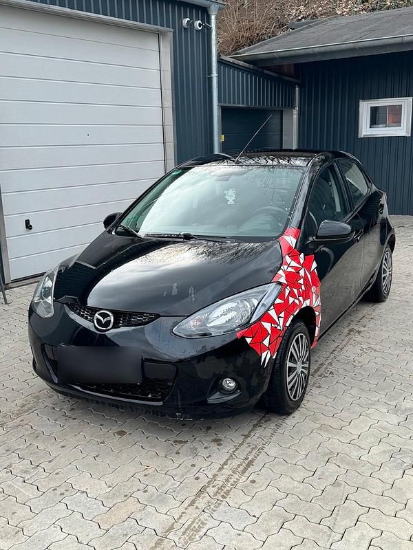 Gebraucht Mazda 2 Edition 88 PS (64 kW) 2010 Schwarz Kleinwagen