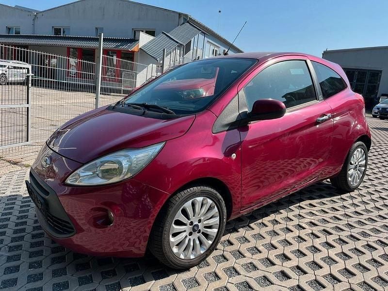 Gebraucht Ford Ka Titanium 69 PS (50 kW) 2012 Violett Kleinwagen