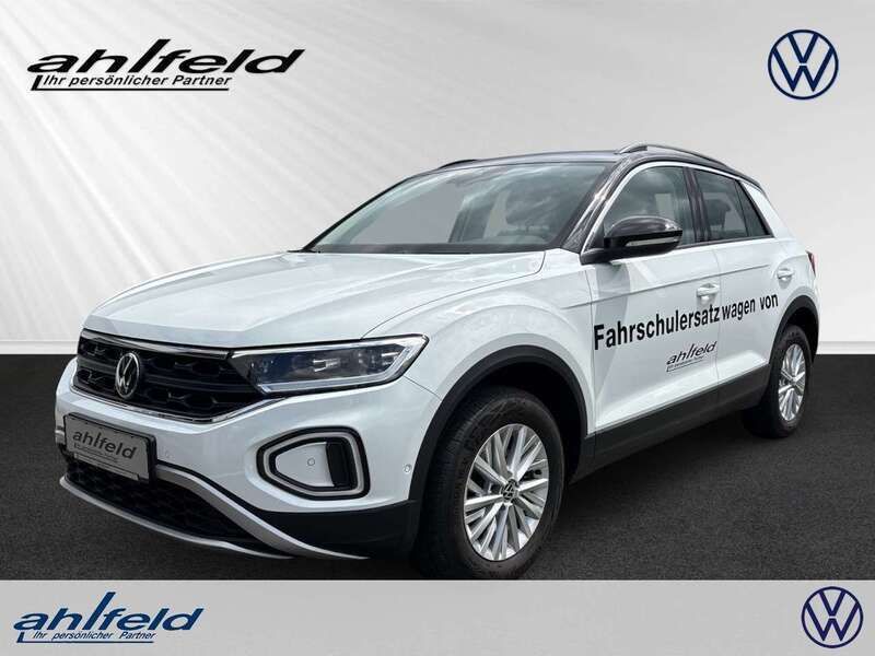 Pure white Gebraucht 2022 VW T-Roc Life SUV | 27.970 € (Etwas zu teuer) - Bild 1/2