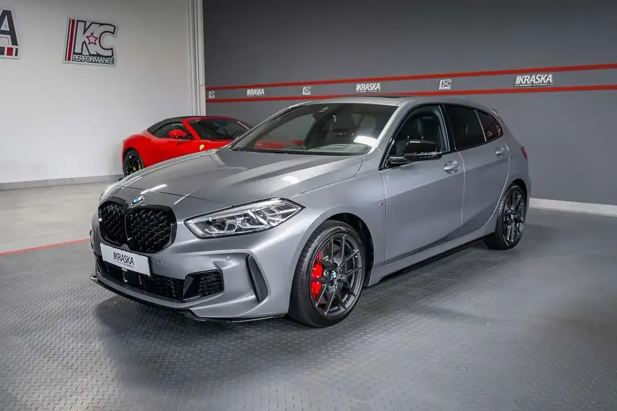 Gebraucht BMW 135 306 PS (225 kW) 2022 Skyscraper grau metallic Kleinwagen