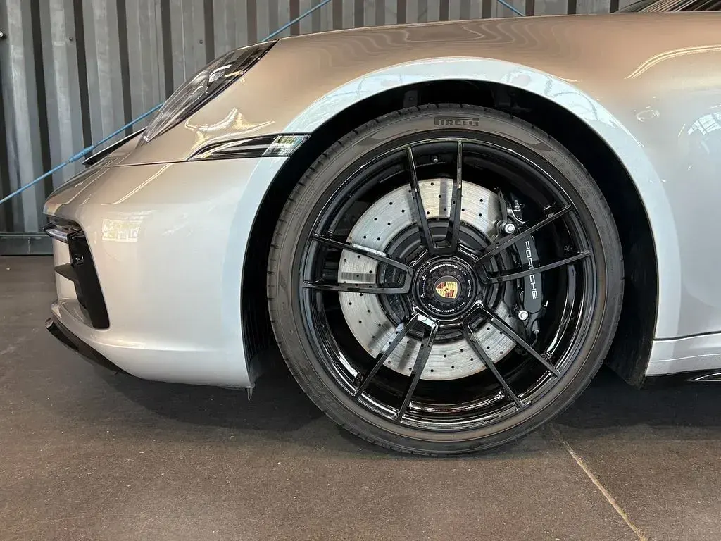 Gebraucht Porsche 911 Carrera GTS 480 PS (353 kW) 2024 Silber