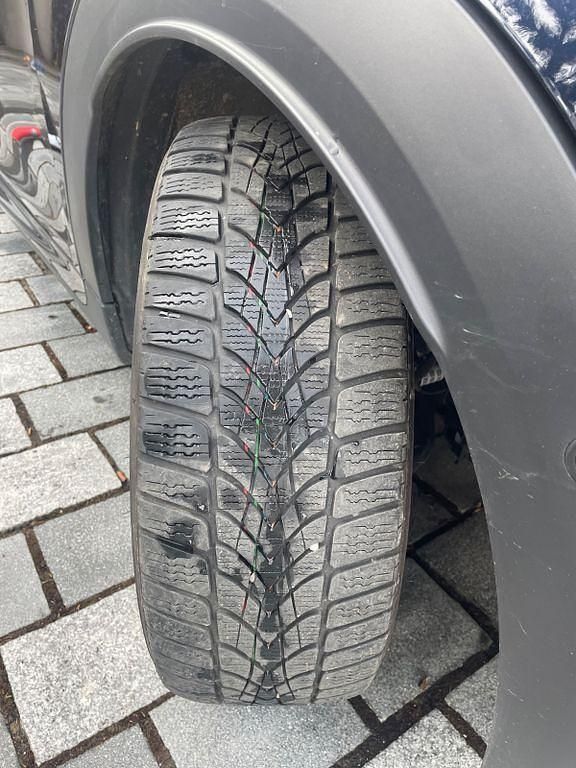 Gebraucht Mini John Cooper Works 231 PS (169 kW) 2024 Blau Kleinwagen