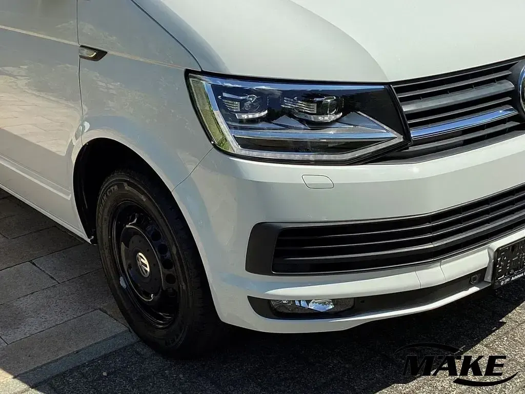 Gebraucht VW Multivan S 150 PS (110 kW) 2018 Candyweiß Van / Kleinbus