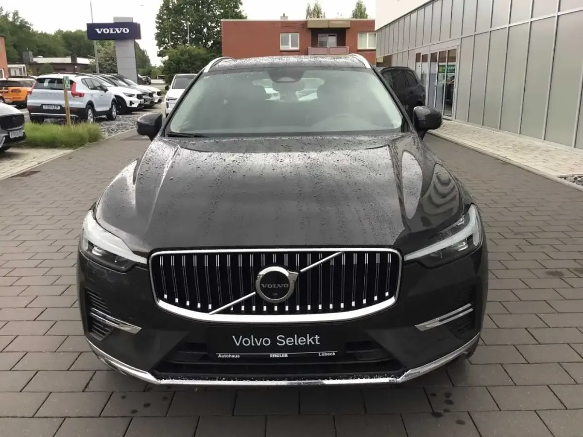 Gebraucht Volvo XC60 Inscription 253 PS (186 kW) 2023 Grau SUV