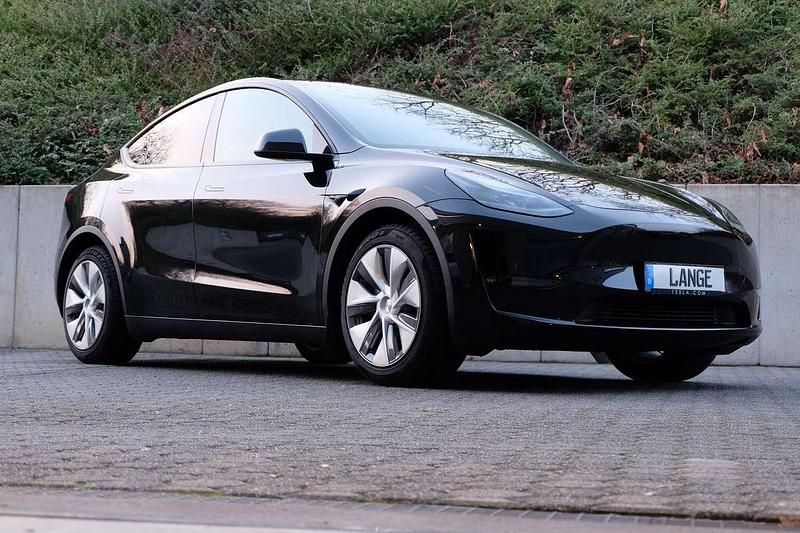 Gebraucht Tesla Model Y RWD 255 kW (347 PS) 2023 Schwarz  uni SUV