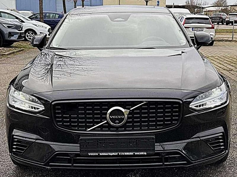 Gebraucht Volvo S90 Ultimate 455 PS (334 kW) 2024 Onyx black metallic Limousine