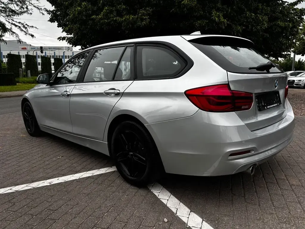 Gebraucht BMW 318 Performance 150 PS (110 kW) 2015 Silber Kombi