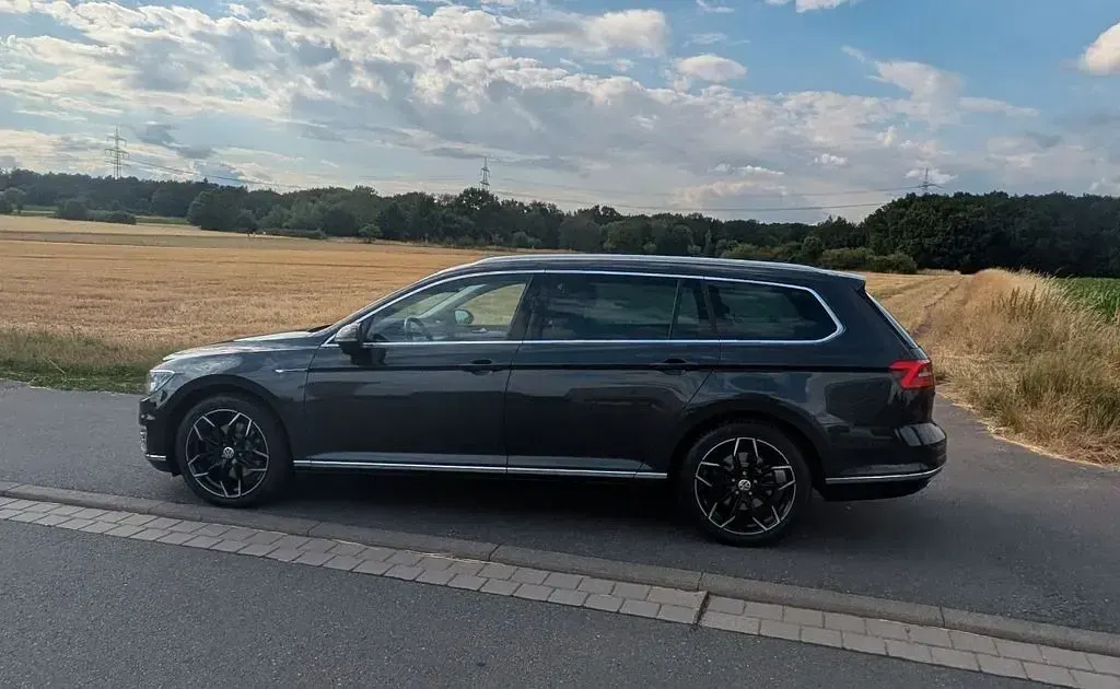Gebraucht VW Passat GTE 218 PS (160 kW) 2017 Grau Kombi
