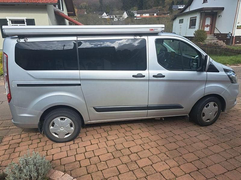 Gebraucht Ford Transit Custom 131 PS (96 kW) 2019 Silber Van / Kleinbus