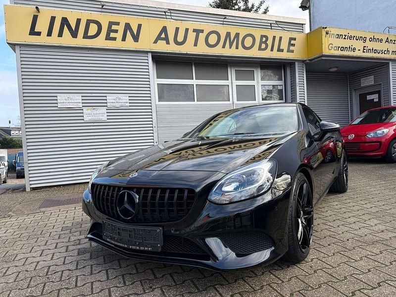 Gebraucht Mercedes SLC200 184 PS (135 kW) 2016 Schwarz Cabrio