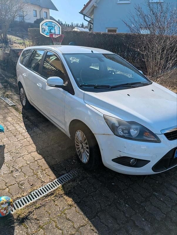 Gebraucht Ford Focus 110 PS (80 kW) 2009 Weiß Kombi