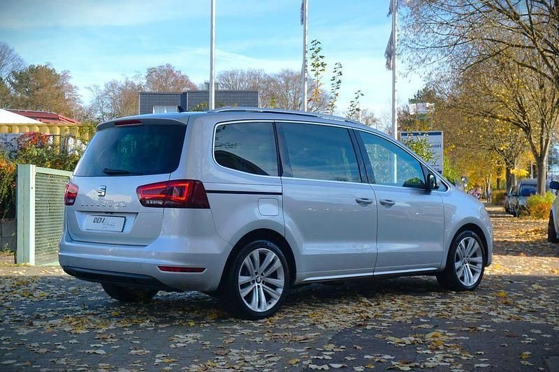 Gebraucht Seat Alhambra Crono Plus 184 PS (135 kW) 2016 Silber Van / Kleinbus