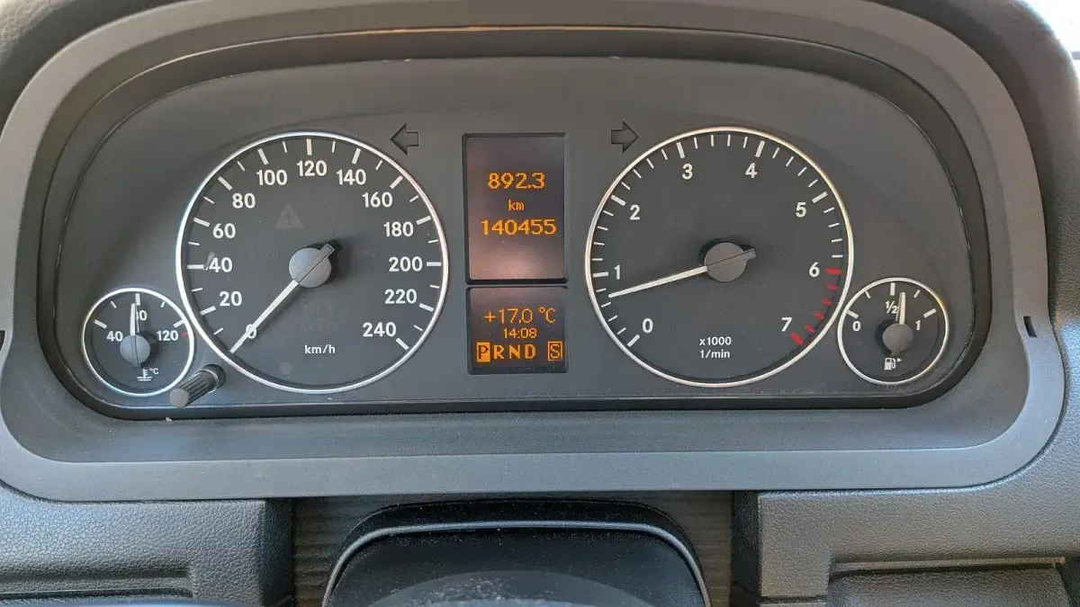 Gebraucht Mercedes A180 Elegance 116 PS (85 kW) 2009 Schwarz Van / Kleinbus