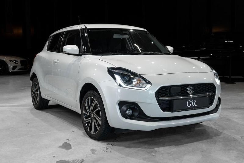 Gebraucht Suzuki Swift Comfort 83 PS (61 kW) 2021 Weiß Kleinwagen