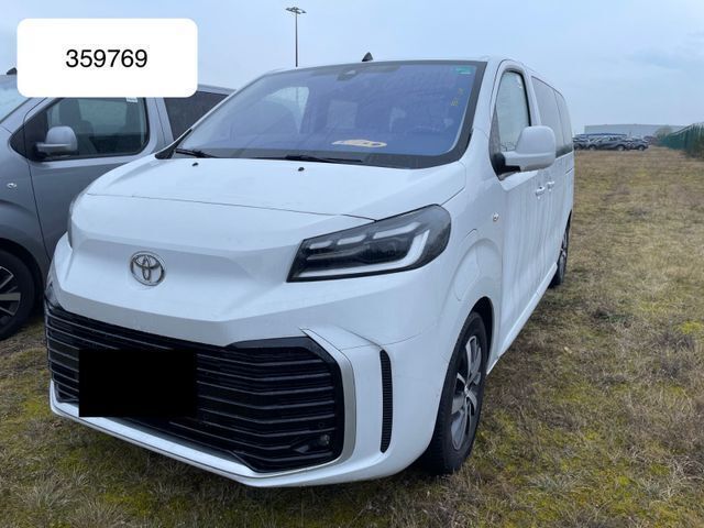 Weiss Gebraucht 2024 Toyota Proace Verso Kombi | 36.350 € (Guter Preis) - Bild 1/4