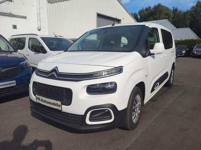 Weiß Gebraucht 2020 Citroën Berlingo PureTech Van / Kleinbus | 19.999 € (Etwas zu teuer) - Bild 1/4