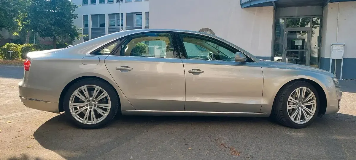 Gebraucht Audi A8 Comfort 385 PS (283 kW) 2014 Andere farben Limousine