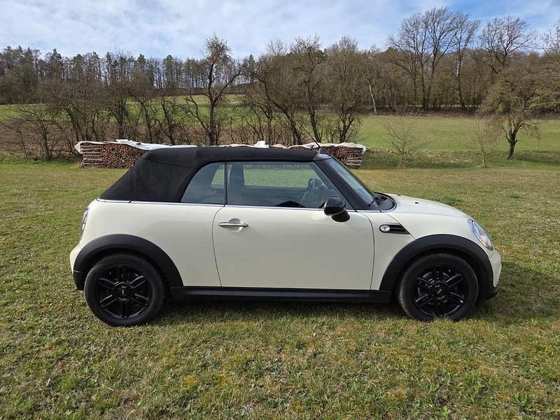Gebraucht Mini Cooper Cabriolet 122 PS (89 kW) 2016 Beige Cabrio