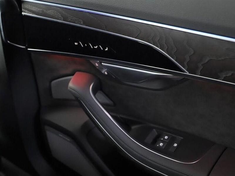 Gebraucht Audi S8 571 PS (419 kW) 2021 Grau Limousine