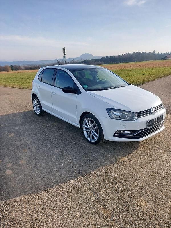 Gebraucht VW Polo Highline 90 PS (66 kW) 2017 Weiß Kleinwagen