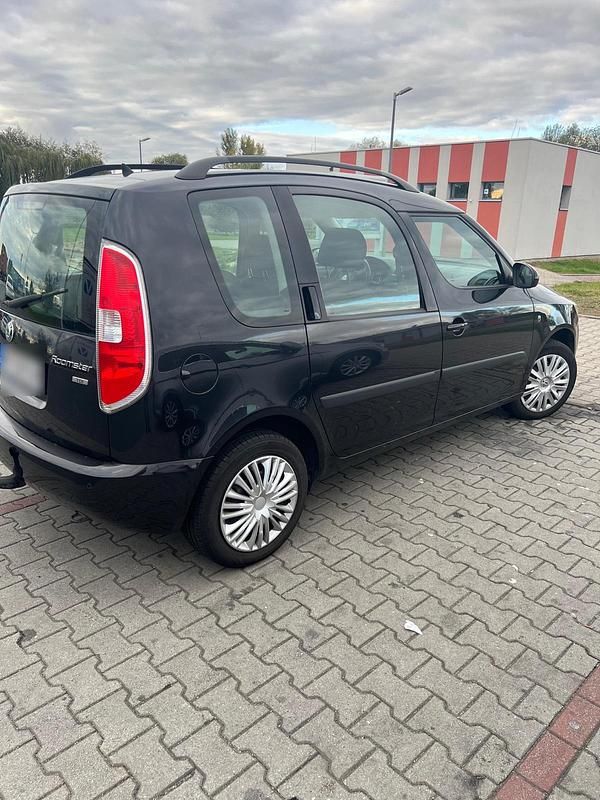 Gebraucht Skoda Roomster 75 PS (55 kW) 2011 Schwarz Van / Kleinbus