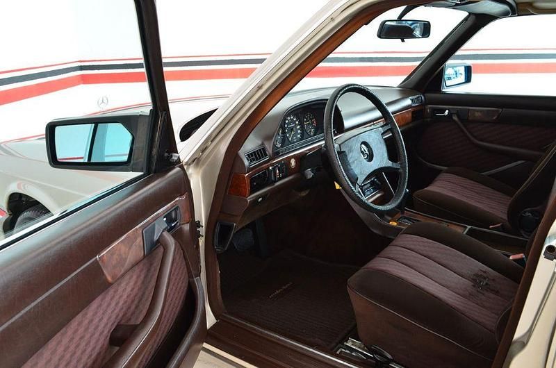 Gebraucht Mercedes 420 SE 204 PS (150 kW) 1986 Beige Limousine