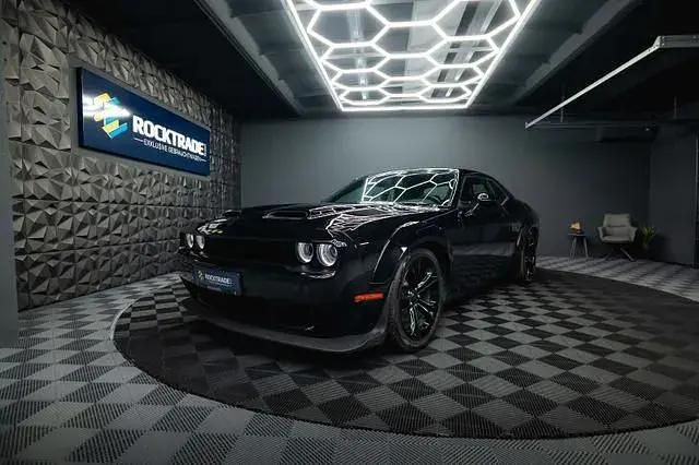 Second-hand Dodge Challenger 379 CP (278 kW) 2021 Negru Coupe
