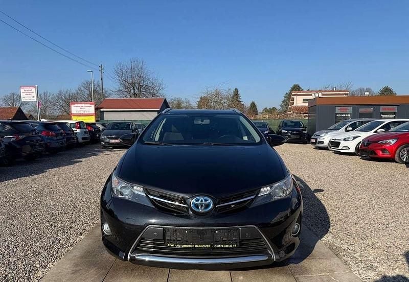 Gebraucht Toyota Auris Hybrid Life 99 PS (72 kW) 2014 Schwarz Kombi