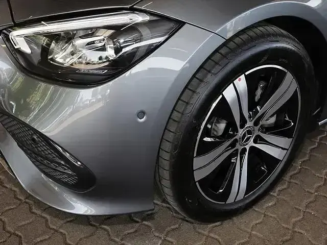 Gebraucht Mercedes C180 170 PS (125 kW) 2025 Andere
