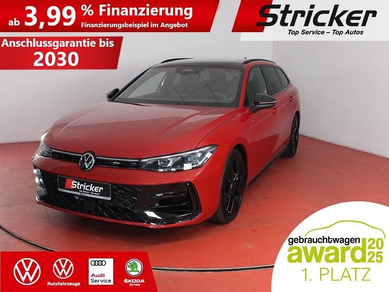 Gebraucht VW Passat R-line 265 PS (194 kW) 2025 Chilirot metallic (metallic) Kombi