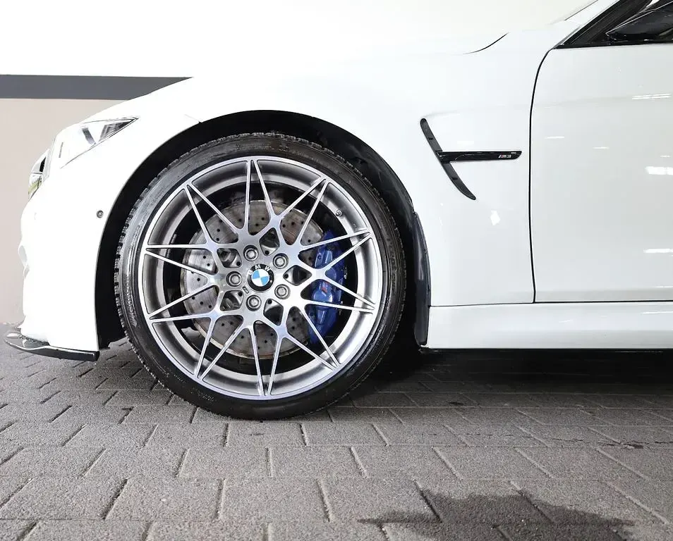 Używany BMW M3 Performance 431 KM (317 kW) 2018 Biały Sedan/Limuzyna