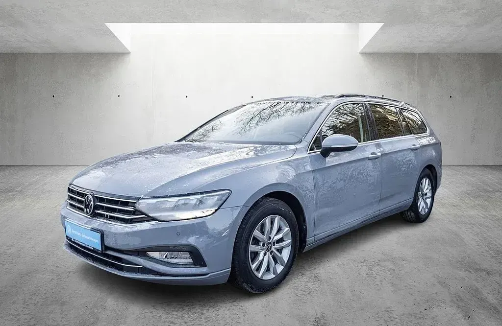 Gebraucht VW Passat Business 150 PS (110 kW) 2023 Grau Kombi