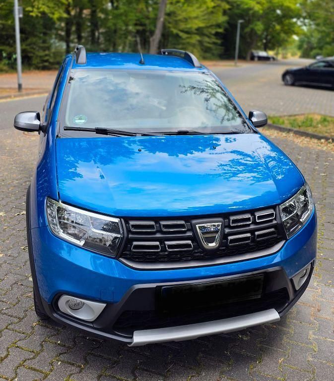 Blau Gebraucht 2020 Dacia Sandero Prestige Kleinwagen | 10.500 € (Superpreis) - Bild 1/4