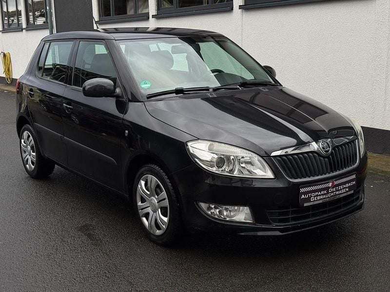 Gebraucht Skoda Fabia Ambiente 86 PS (63 kW) 2010 Schwarz Limousine
