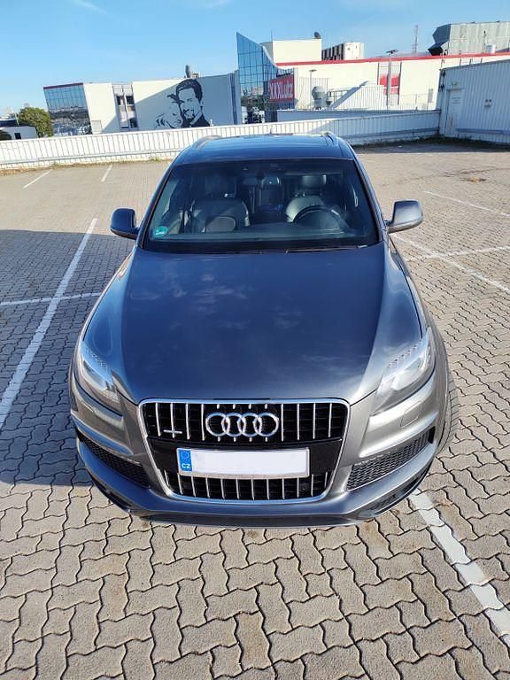 Gebraucht Audi Q7 Sport 245 PS (180 kW) 2015 Grau SUV