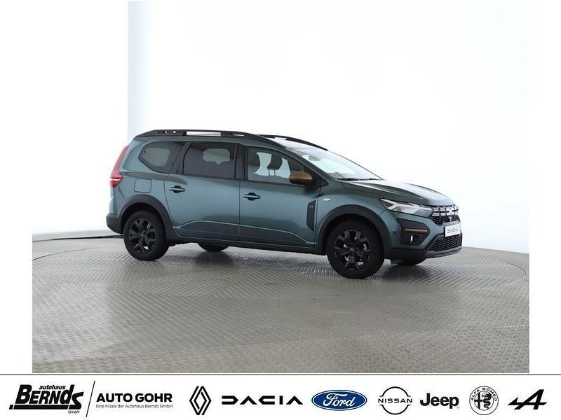 Gebraucht Dacia Jogger Extreme 110 PS (80 kW) 2024 Grün Van / Kleinbus