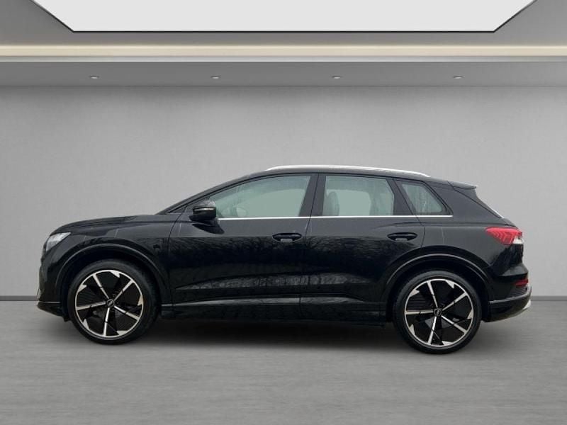 Gebraucht Audi e-tron 125 kW (170 PS) 2022 Mythosschwarz (metallic) SUV