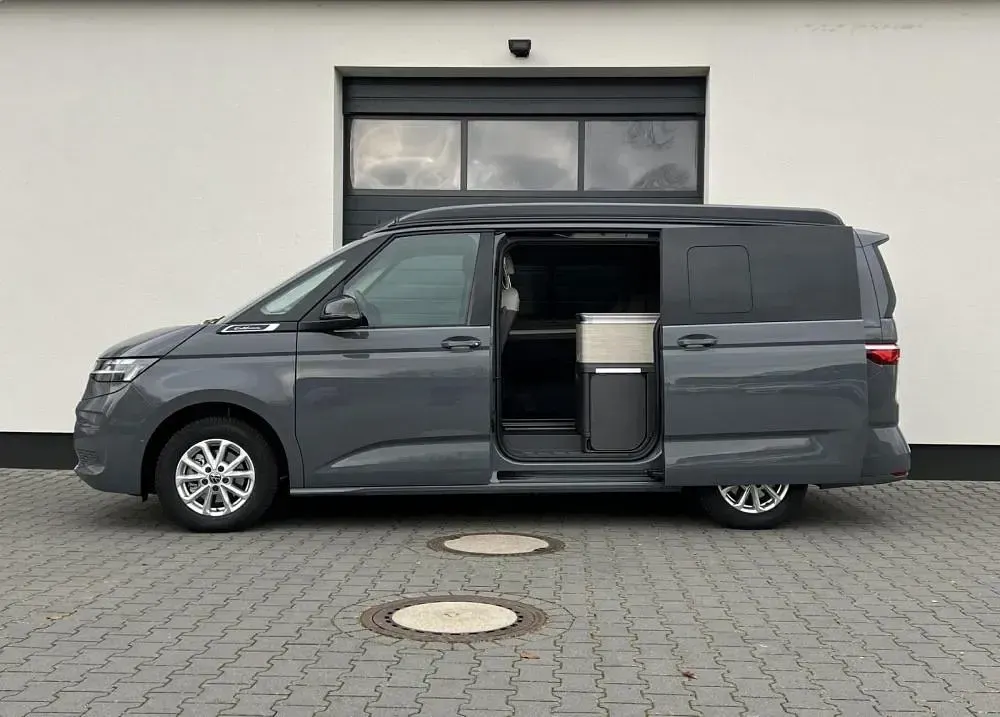 Neu VW T7 Coast 245 PS (180 kW) 2026 Van