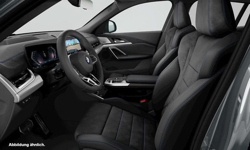 Gebraucht BMW X2 M Sport 156 PS (114 kW) 2025 Grau SUV